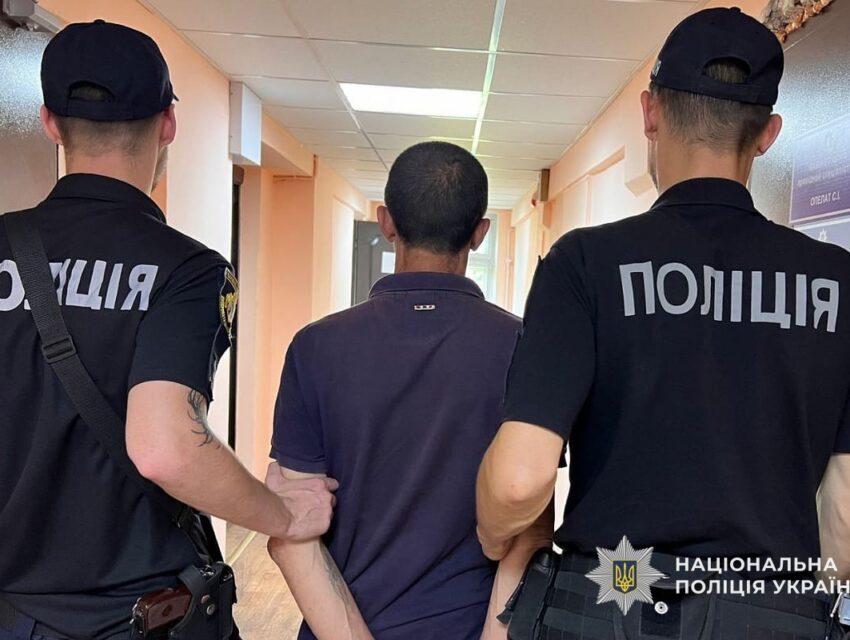 У Кам’янському за умисне вбивство знайомої поліційні затримали місцевого мешканця