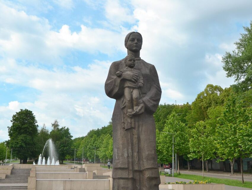 Майже півтора десятка ворожих БпЛА збили вночі на Дніпропетровщині