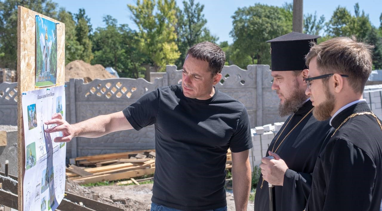 Кам'янське відвідав Керуючий Дніпровською єпархією ПЦУ Митрополит Симеон - ФОТО