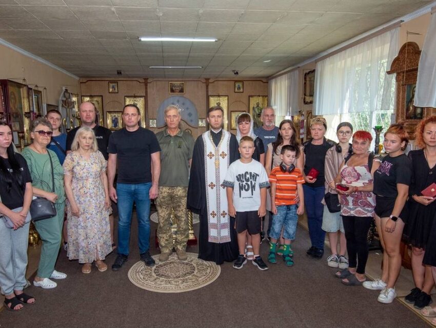Родинам загиблих військових з Кам’янського вручили державні нагороди