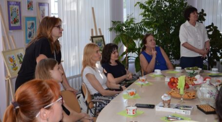 У студії живопису для дорослих «Алла» в Кам’янському відбувся вже другий випуск