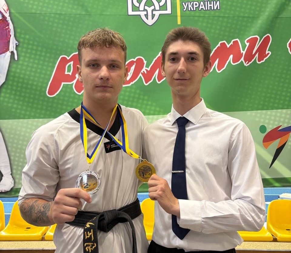 Тхеквондисти з Кам`янського здобули майже десяток нагород на чемпіонаті України - ФОТО
