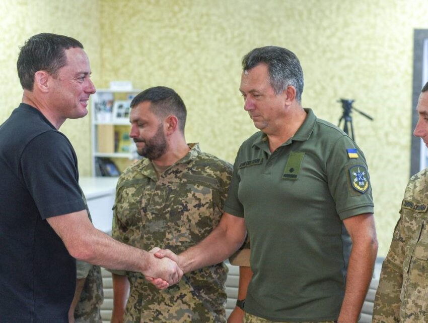 В Кам’янському з професійним святом вітали військових, які кожного дня рятують нас від повітряних загроз