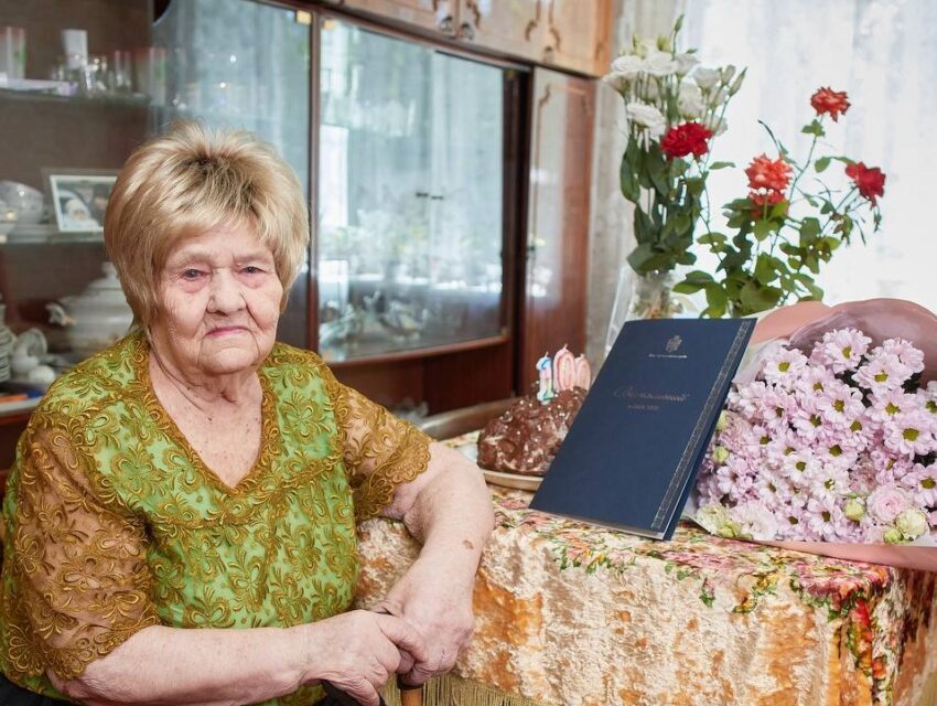 «Ніколи не думала, що доведеться стати свідком ще однієї війни»: мешканка Кам’янського Любов Захарівна Корячко стала дев’ятою довгожителькою у нашому місті
