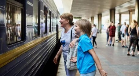 Дослухалися до пасажирів: УЗ зменшила кількість потягів, на які діятиме верифікація через “Дія.Підпис” при купівлі квитків
