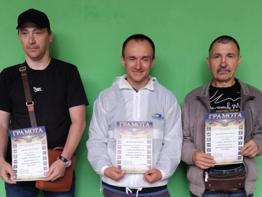 Шашковий турнір до Дня Незалежності України відбувся у Кам`янському