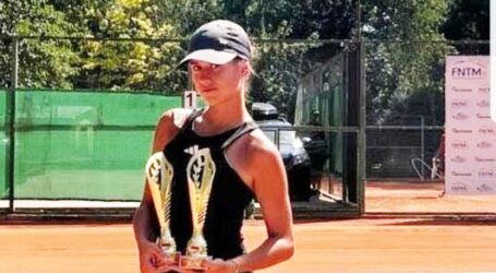 Тенісистка з Кам`янського Марина Левадна здобула дві золоті нагороди на турнірі в Молдові