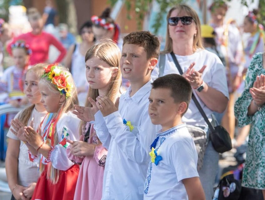 В Лівобережному парку Кам’янського відбувся культурно-патріотичний захід