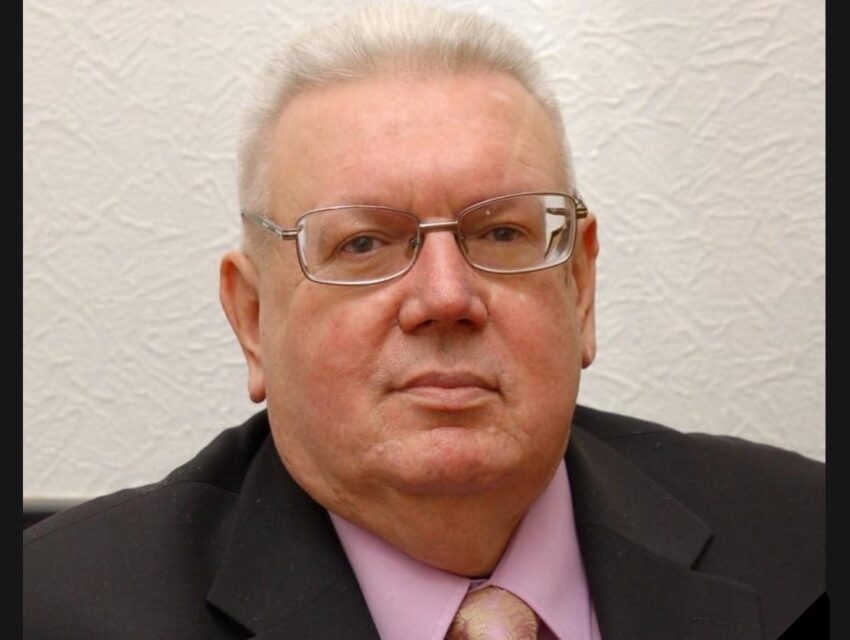 В Кам’янському пішов з життя колишній директор школи №36 (ліцей №1) Олександр Галагуза