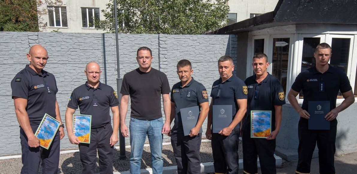 В Кам'янському з професійним святом вітали рятувальників - ФОТО