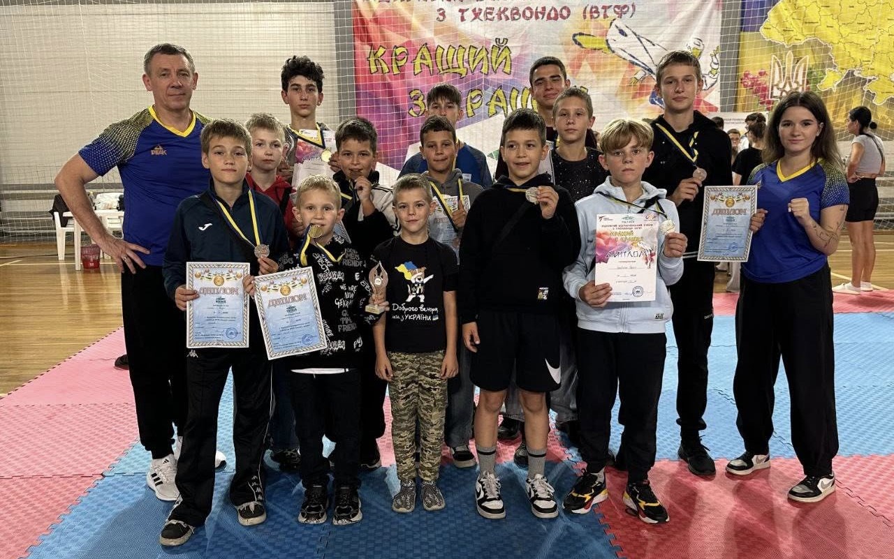 Тхеквондисти з Кам`янського стали призерами Всеукраїнського турніру "Кращий з кращих" - ФОТО