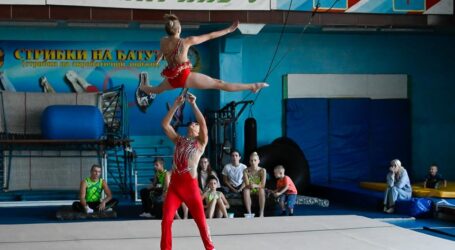 У Кам’янському відбулися чемпіонат та Кубок міста зі спортивної акробатики