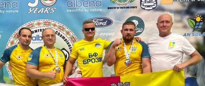 Армрестлери з Кам`янського вибороли дві нагороди на чемпіонаті світу - ФОТО