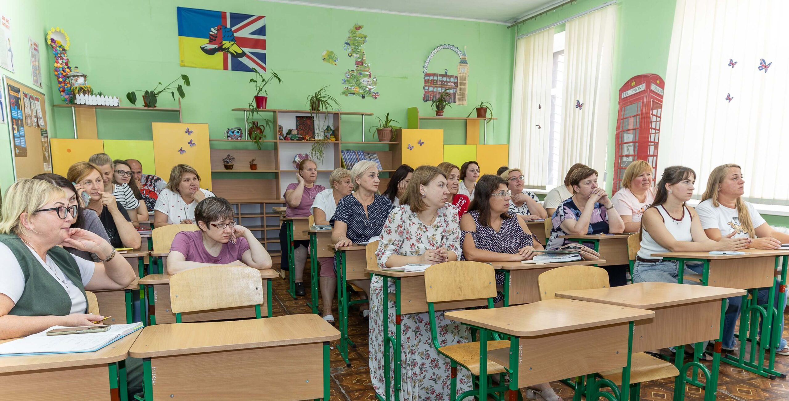 Навчання через гру: в Кам'янському вчителям презентували гейміфікований мобільний застосунок для роботи з маленькими школярами - ФОТО