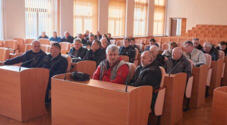 В Кам’янському з професійним святом вітали працівників транспортної та дорожньої галузі