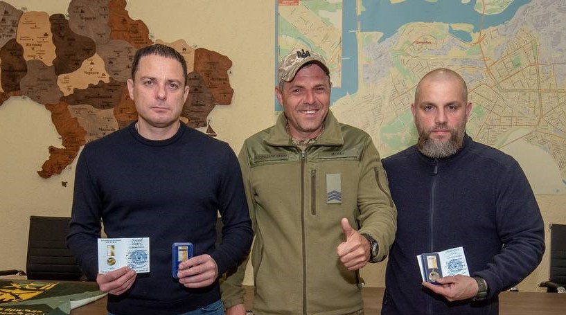 Мер Кам’янського отримав нагороду та подяку за допомогу військовим