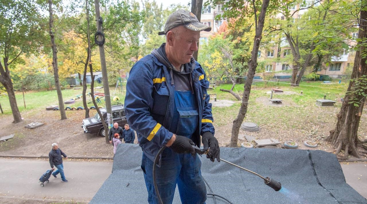 Як в Кам'янському розв'язують питання, про які мешканці повідомляють на особистому прийомі у мера міста - ФОТО