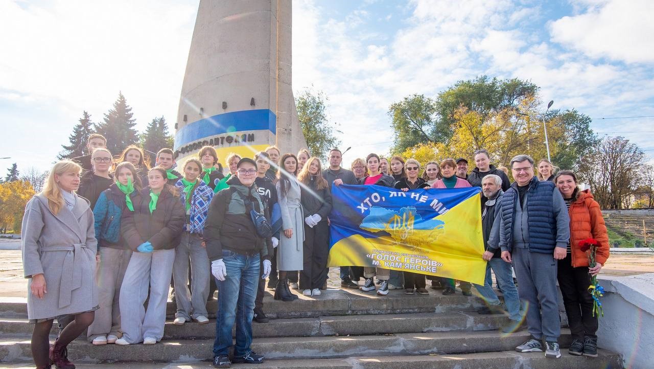 В Кам'янському тривають заходи з озеленення міста - ФОТО