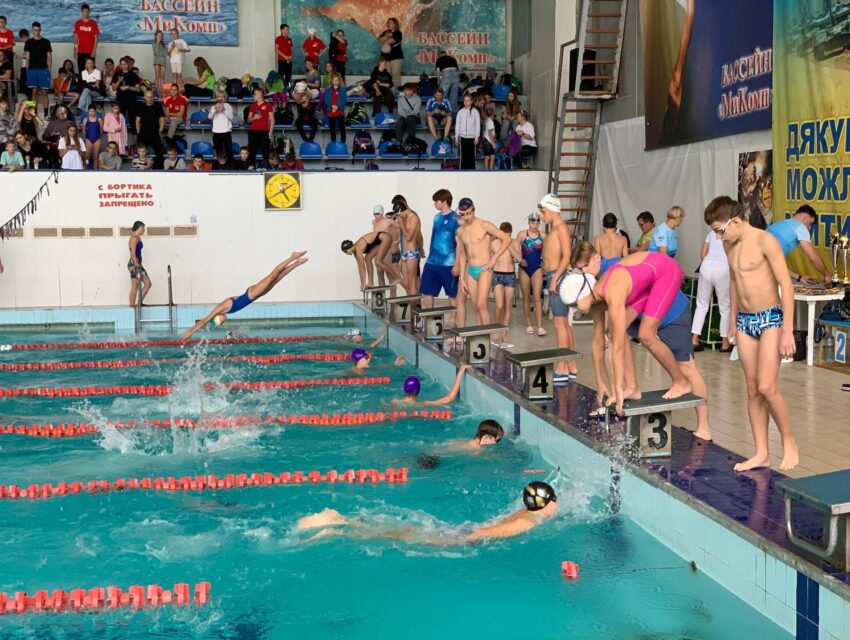 Кам`янчани стали другими в Кубку “Swim Sharks” з плавання