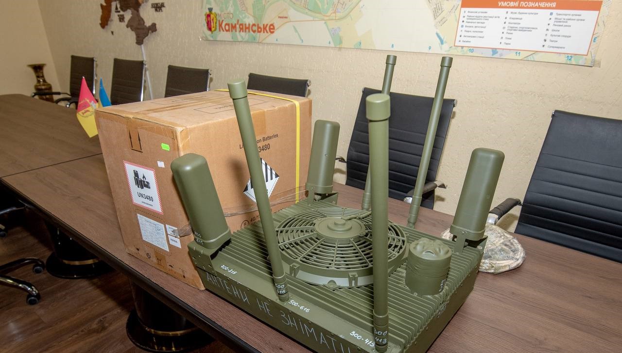 Кам'янське передало РЕБ-системи бійцям бригади «Холодний Яр» - ФОТО