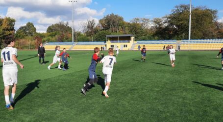 Кам`янські дитячі футбольні команди увійшли в наступний етап Кубка Дніпропетровщини