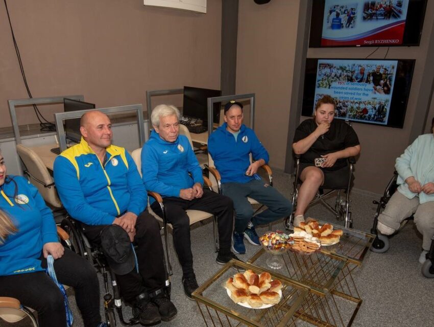 Параолімпійців Дніпропетровщини, серед яких кам’янчанин Віталій Плакущий, привітали зі здобуттям нагород на чемпіонаті Європи з кульової стрільби