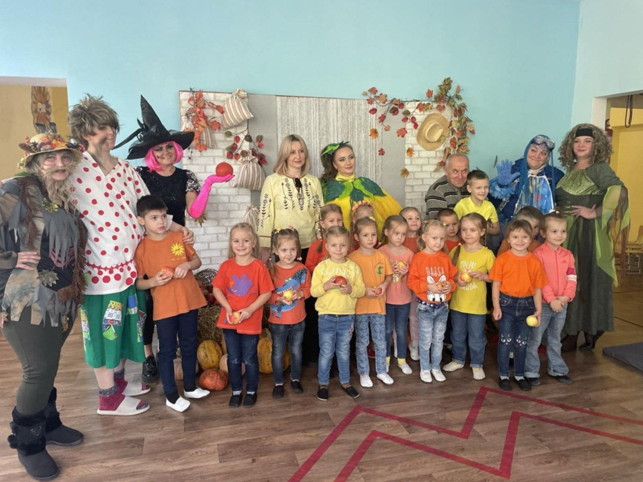 Інна Плохоцька: «Коли ти любиш дітей і свою професію, кожен день стає святом» - ФОТО