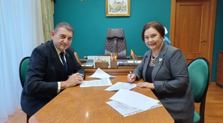 Кам’янський театр ляльок співпрацюватиме зі столичними лялькарями-професіоналами