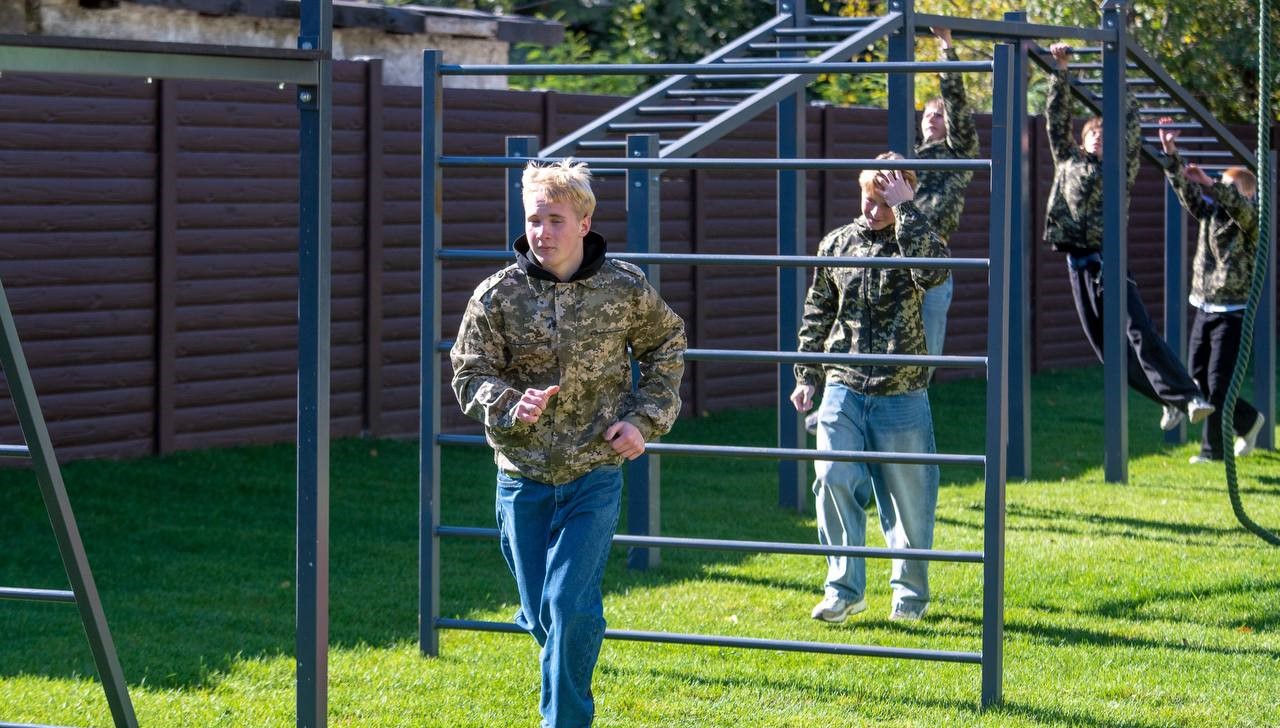 В Кам'янському після капремонту відкрили осередок для вивчення предмета «Захист України» - ФОТО
