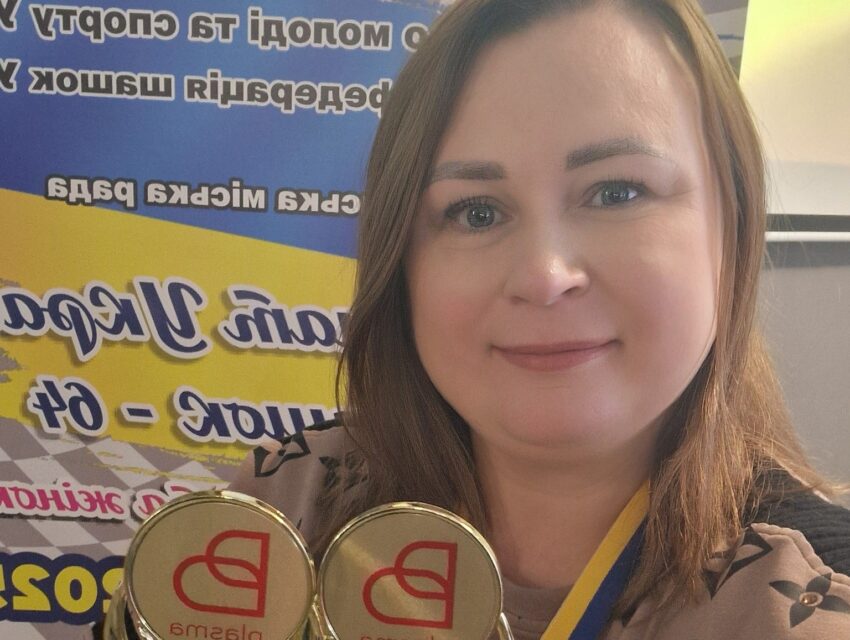 Кам’янчанка Олена Коротка стала чемпіонкою України з шашок у двох номінаціях