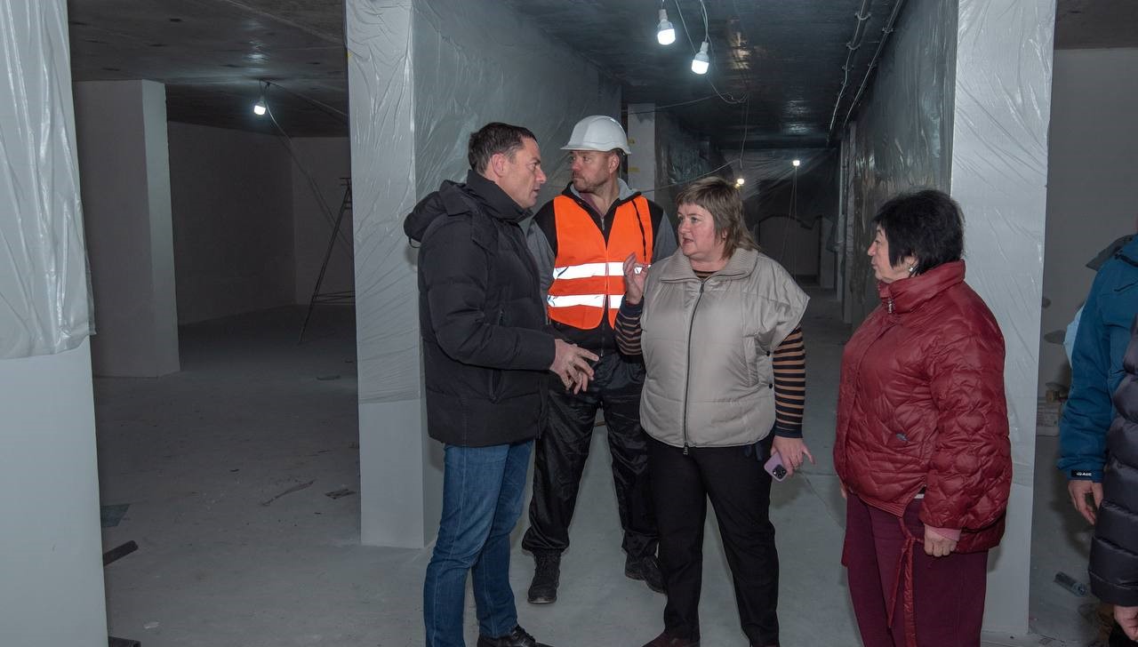 В одному з навчальних закладів Кам'янському завершується будівництво нового укриття - ФОТО