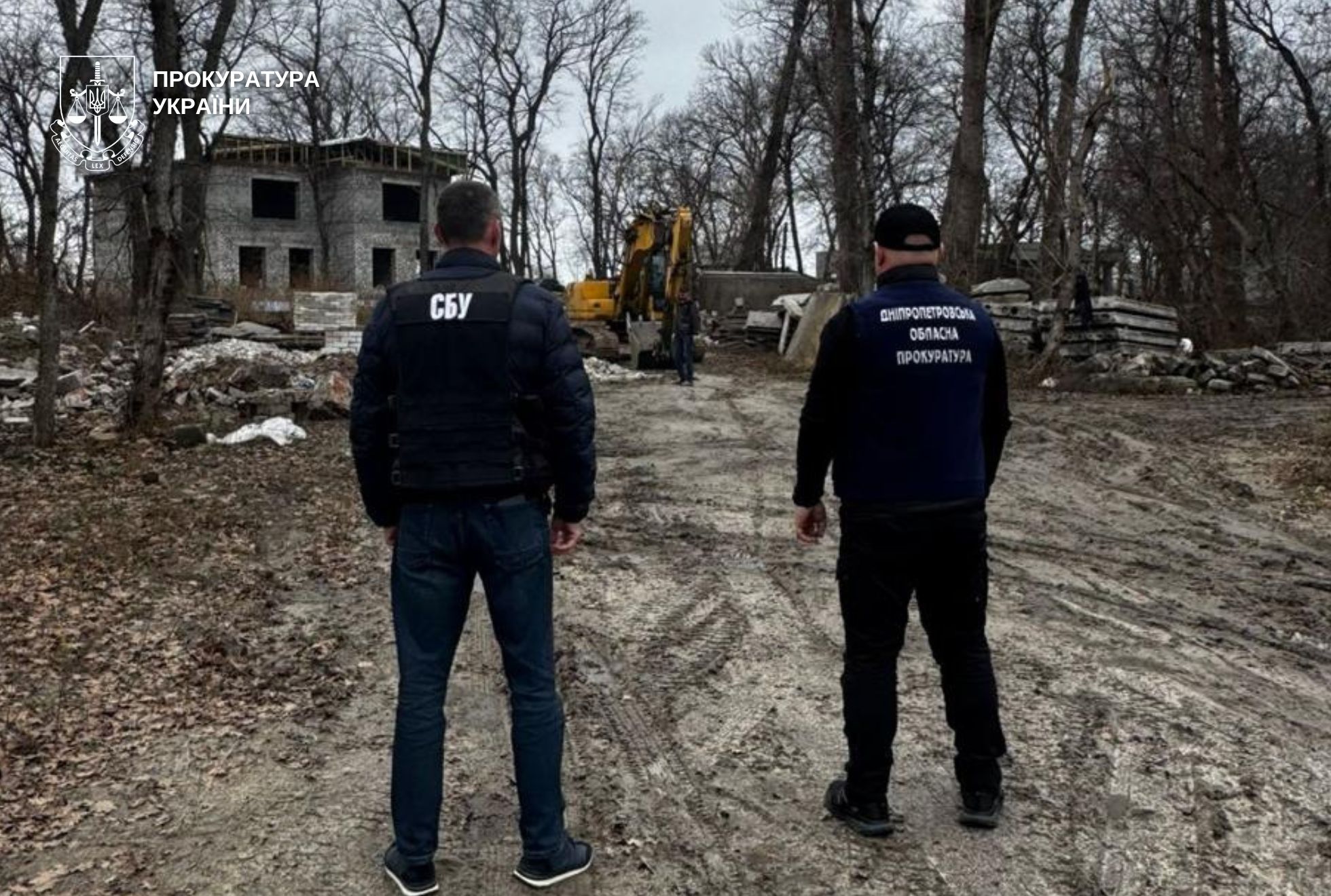 Змінив цільове призначення та хотів будувати котеджі для відпочинку на березі Дніпра: в Кам'янському районі викрили схему незаконної приватизації земель ДП «Ліси України» - ФОТО