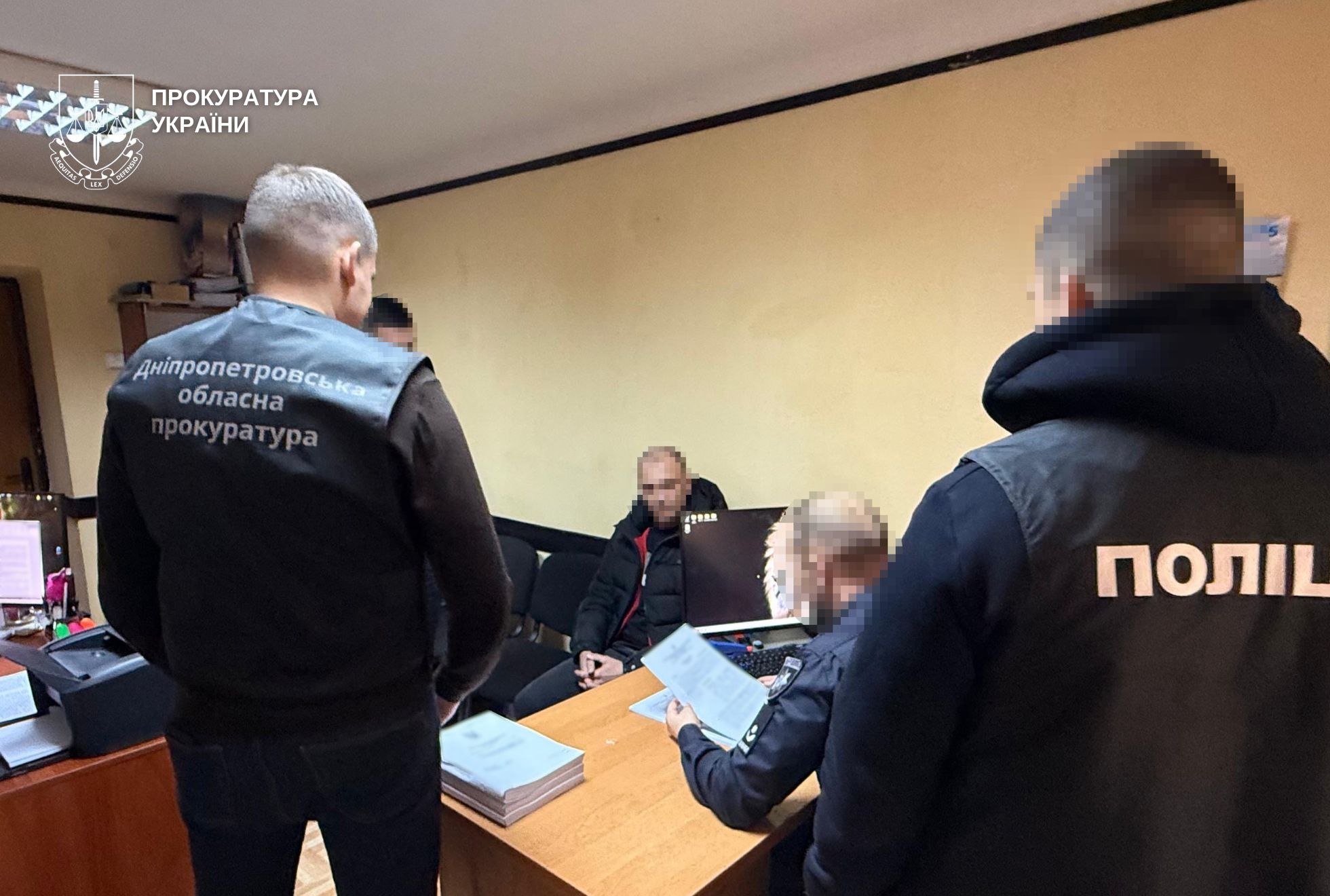 Мільйонні збитки бюджету на відновленні житла після ворожих обстрілів: у Дніпрі викрили схему привласнення державних коштів - ФОТО
