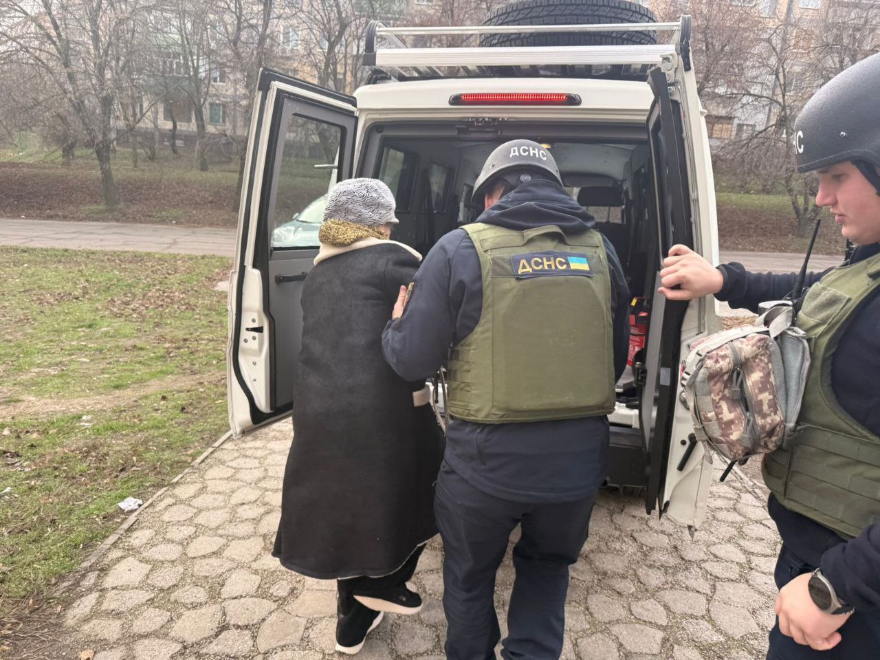 Ніч в Кам'янському минула без надзвичайних подій - ФОТО