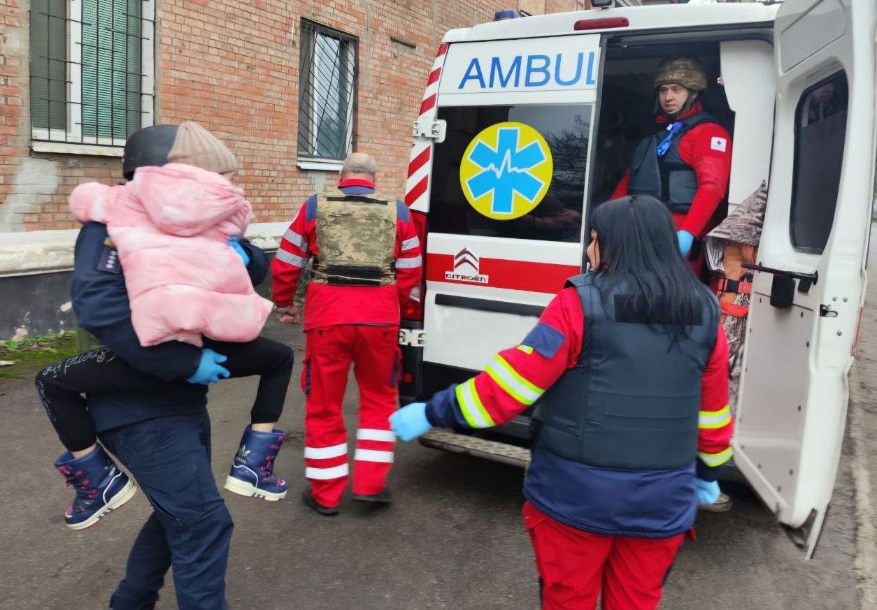 Вночі ворог бив по двох районах Дніпропетровщини, в Кам'янському ніч минула спокійно - ФОТО