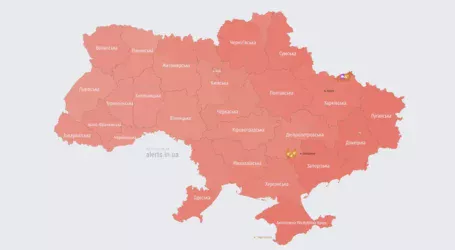 На Дніпропетровщині застосовані екстрені відключення електроенергії через масовану ворожу атаку