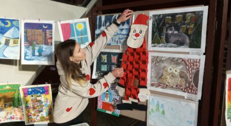 В Музеї історії Кам’янського готують до відкриття виставку дитячих малюнків «Зима-чарівниця»