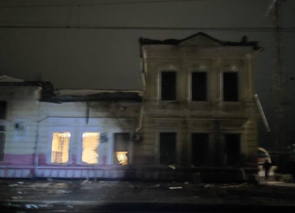 Затримка потягів: росіяни значно пошкодили залізничний вокзал у П'ятихатках Кам'янського району - ФОТО