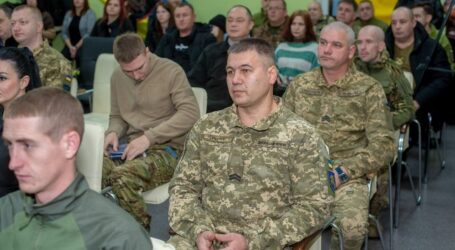 В Кам’янському захисників та захисниць України привітали з Днем ЗСУ