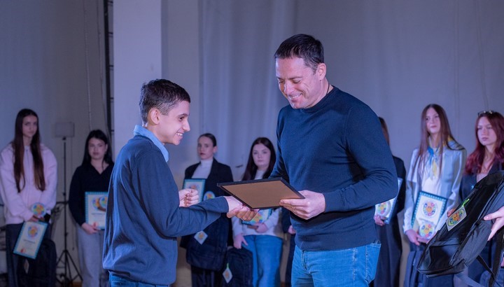 В Кам’янському відбулось нагородження переможців Конкурсу «Бюджет участі. ДІТИ – 2025»