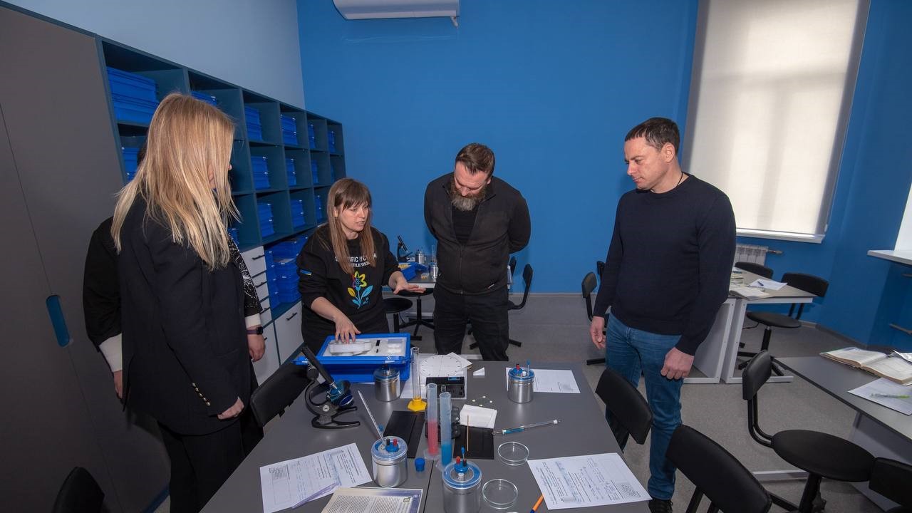 В Кам'янському після реконструкції відкрили Науковий ліцей ім. А.Лигуна - ФОТО