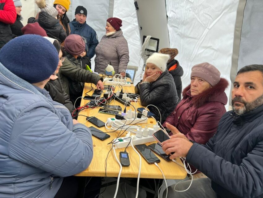 Протягом тижня в Кам’янському відкриють ще сім Пунктів незламності