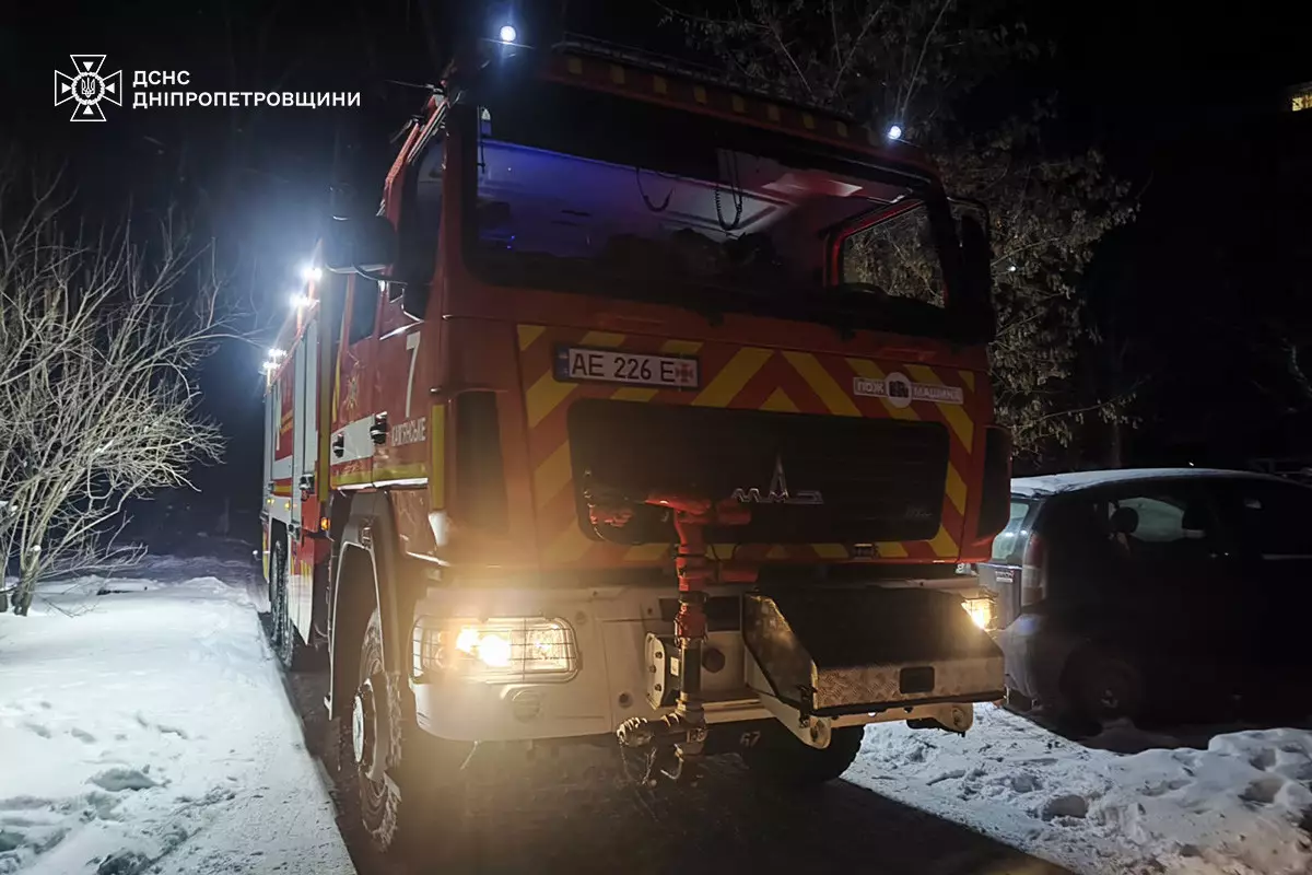 В Кам'янському напередодні нового року вирували пожежі в багатоповерхівках, одна людина загинула - ФОТО