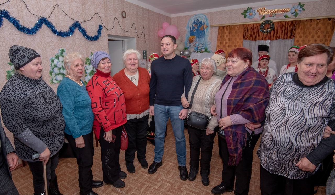В Кам'янському провели соціальний захід для людей похилого віку та людей з інвалідністю - ФОТО