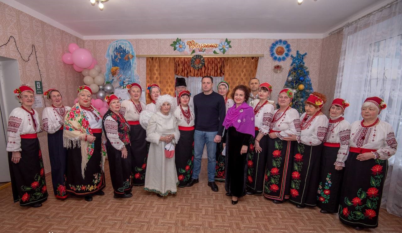В Кам'янському провели соціальний захід для людей похилого віку та людей з інвалідністю - ФОТО