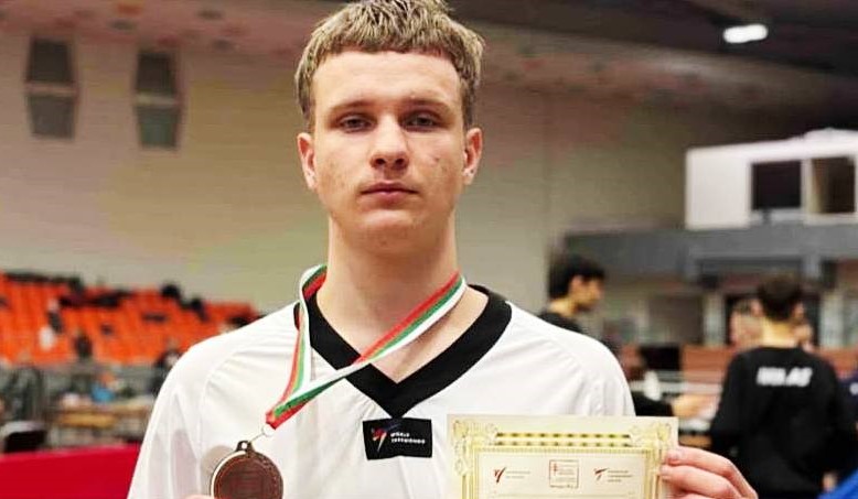 Тхеквондисти з Кам'янського — серед найкращих спорсменів Дніпропетровщини за підсумками минулого року - ФОТО