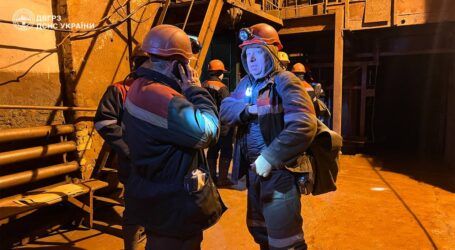 На Дніпропетровщині врятували шахтарів, що лишились заблоковані під землею