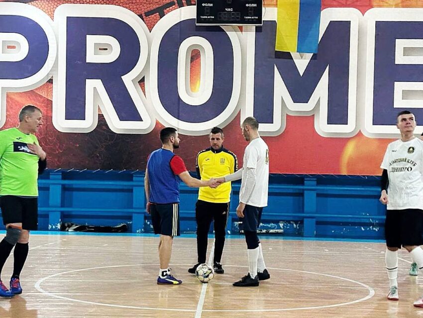 Розпочалося друге коло чемпіонату Кам`янського з футзалу