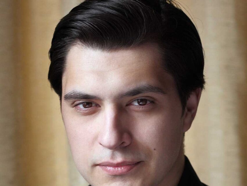 Ілля Каріков: «Театр — це місце, де я можу бути собою, залишаючись скромним одинаком»