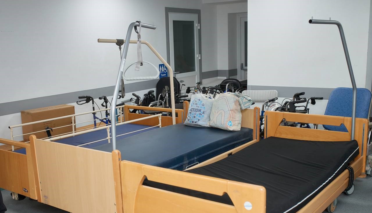 Лікарня швидкої меддопомоги в Кам'янському тримала обладнання від благодійників - ФОТО